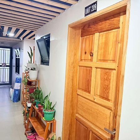 Appartamento Triple Js 209 Tlcs Baguio City Esterno foto