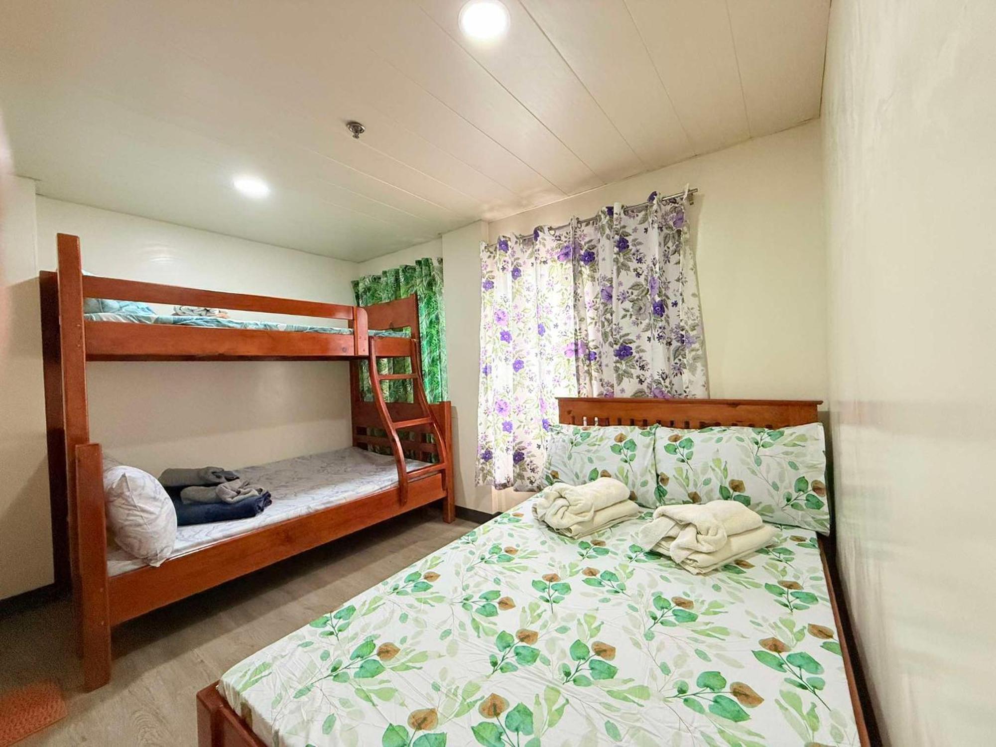 Appartamento Triple Js 209 Tlcs Baguio City Esterno foto